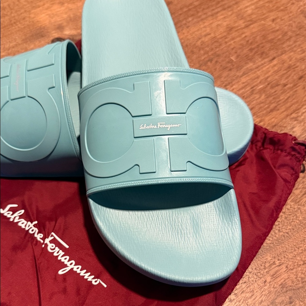 SALVATORE FERRAGAMO Gancini Pool Slide - 12 - Picture 2 of 8